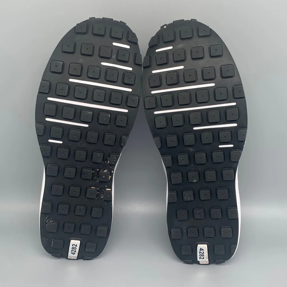 Nike Waffle One White Running Shoes DC2533‑103 Women’s Sz‎ 9